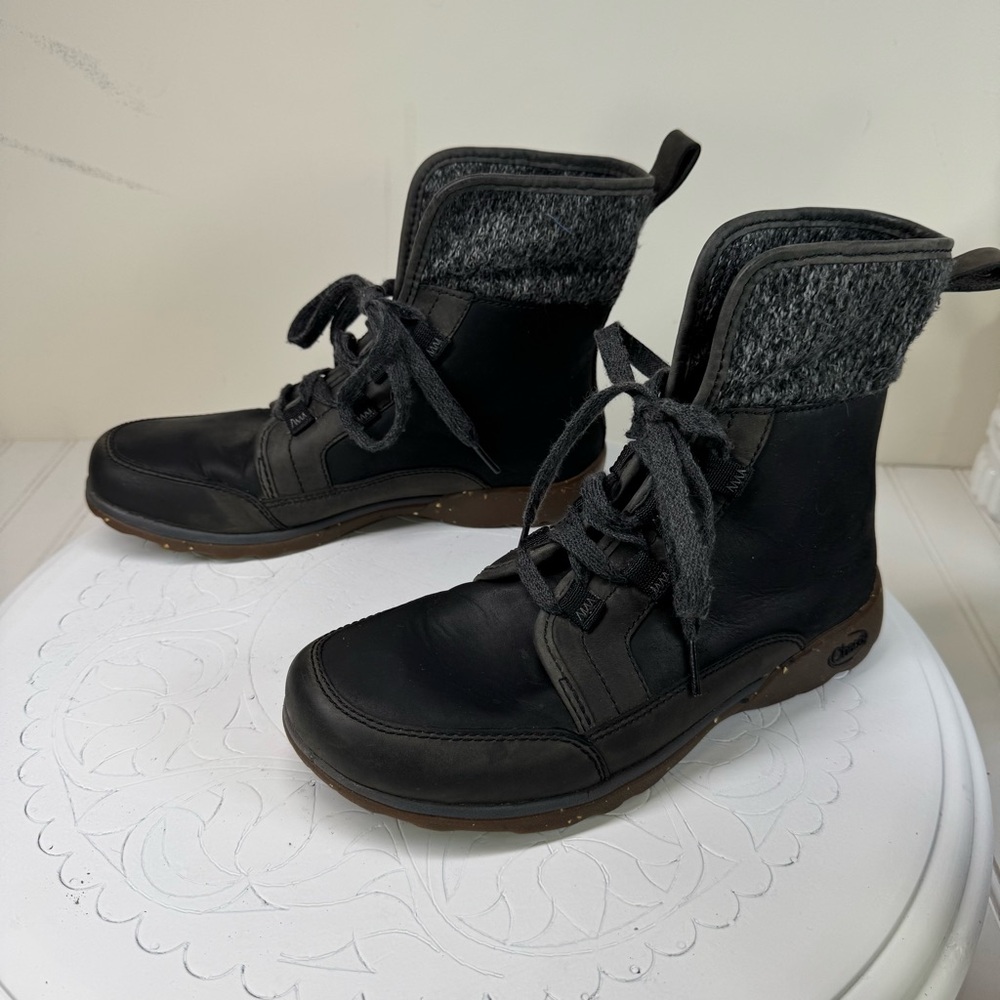 Chaco Barbary Casual Leathered Ankle Boots
